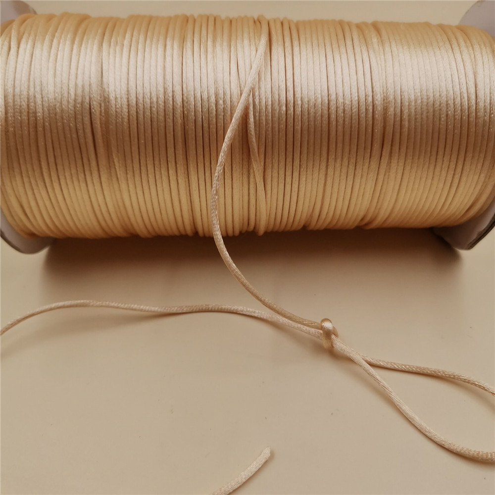 Шнур атласный цвета хаки 2 мм, – обзор и цена Macrame Cord Cotton